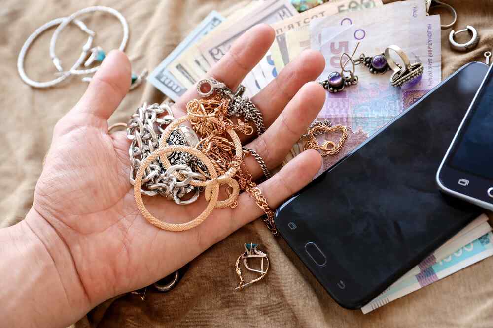 How to Determine the Value of Your Jewelry Before Selling?